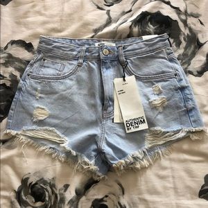 Zara high rise denim cut off shorts